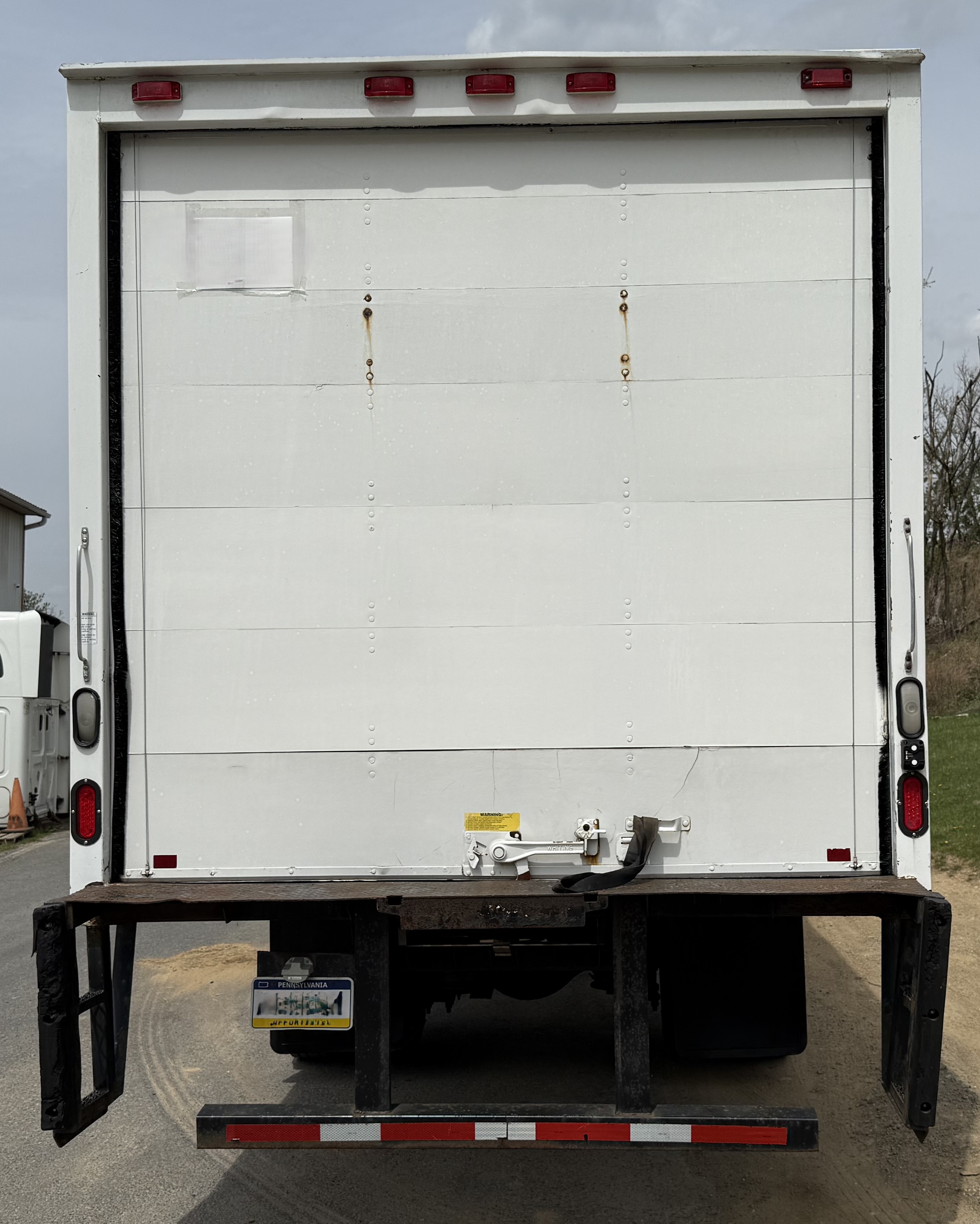 2015 FREIGHTLINER Business Class N2 106 - Image 4